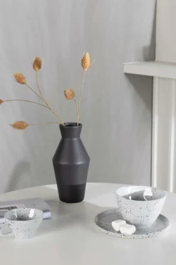 Venture Home Spisegruppe Danburi med 2 stk. stole Edvin